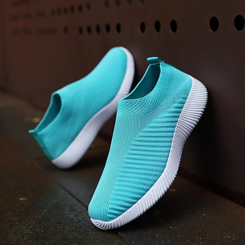 Lightweight woven women's shoes with breathable mesh cover, fashionable and casual shoes