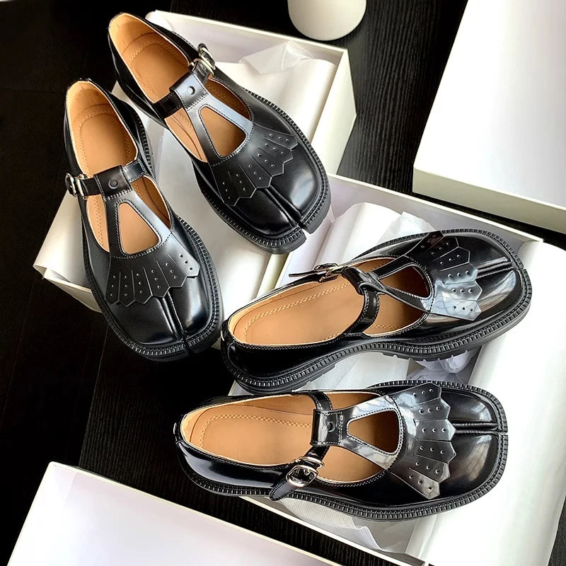 High quality Handmade Split toe Dermis womens shoes Thick sole Tassels casual shoes Luxury designerLadies Mary jane Flats