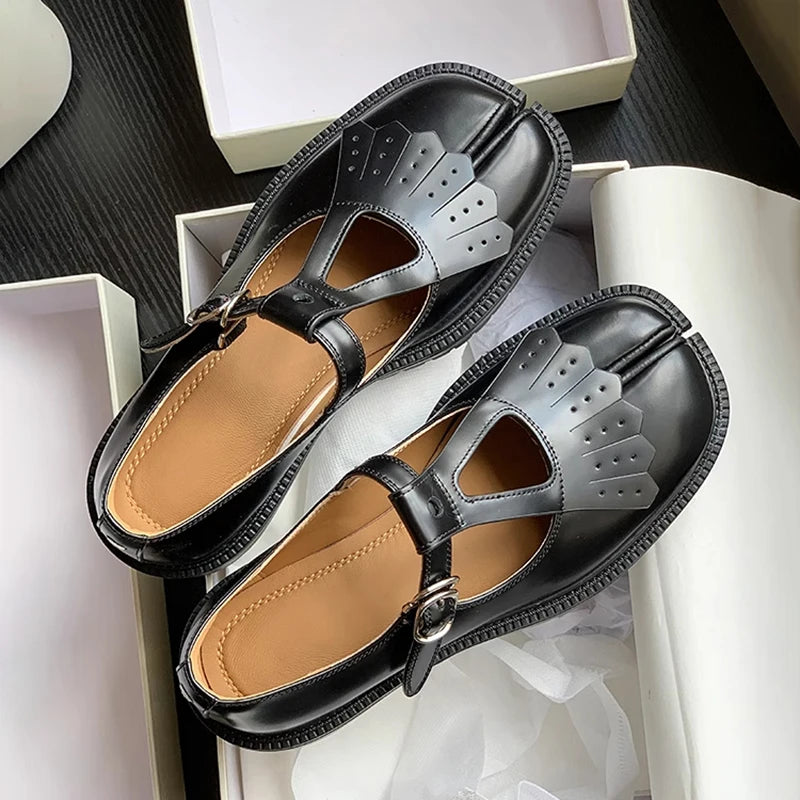 High quality Handmade Split toe Dermis womens shoes Thick sole Tassels casual shoes Luxury designerLadies Mary jane Flats