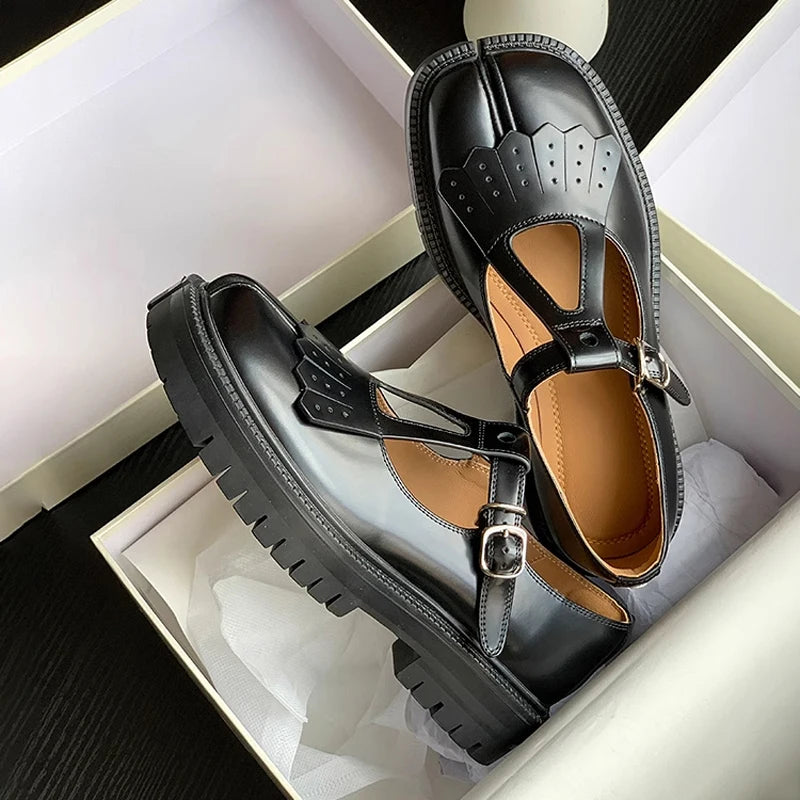 High quality Handmade Split toe Dermis womens shoes Thick sole Tassels casual shoes Luxury designerLadies Mary jane Flats